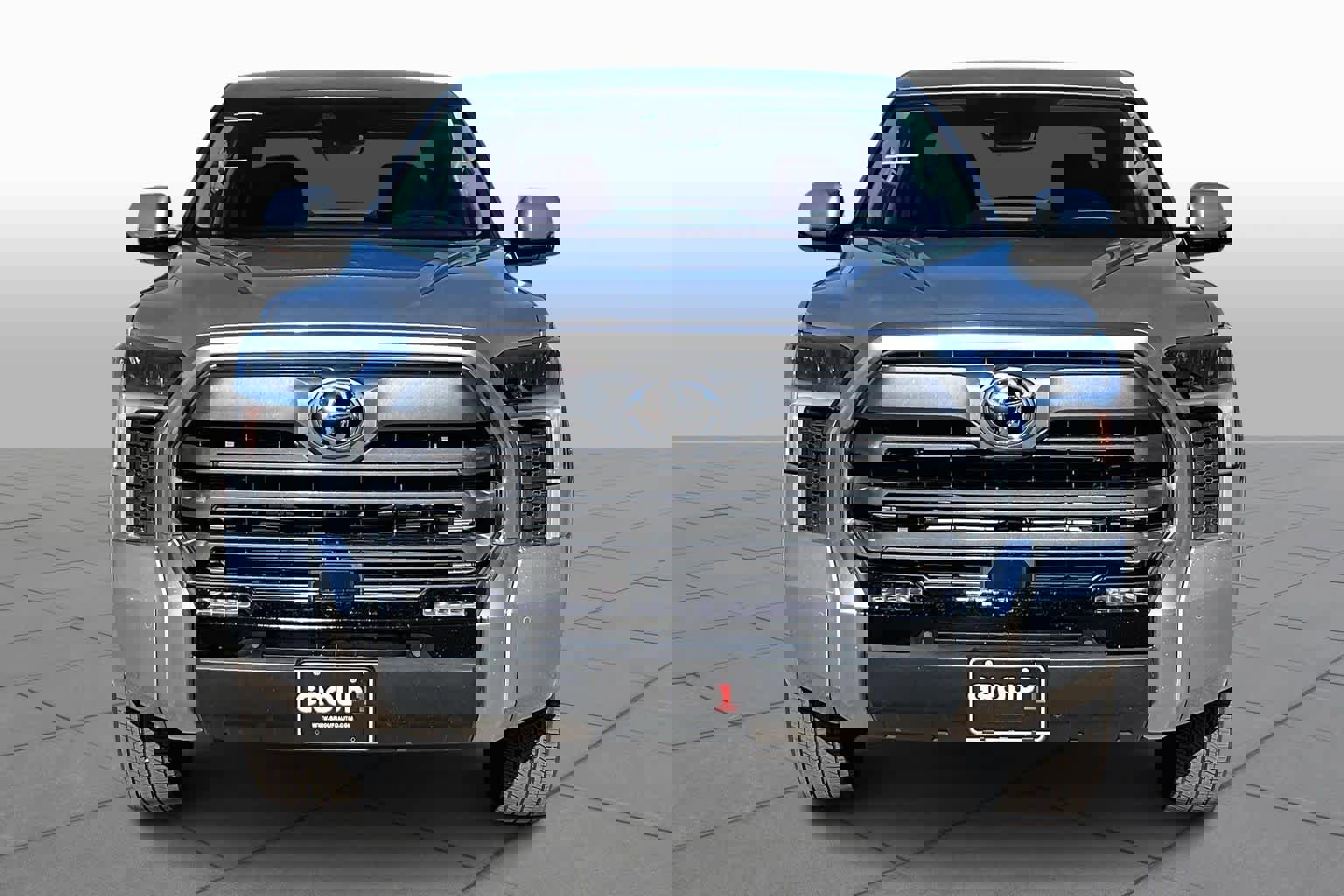 Used 2024 Toyota Tundra Limited image 3