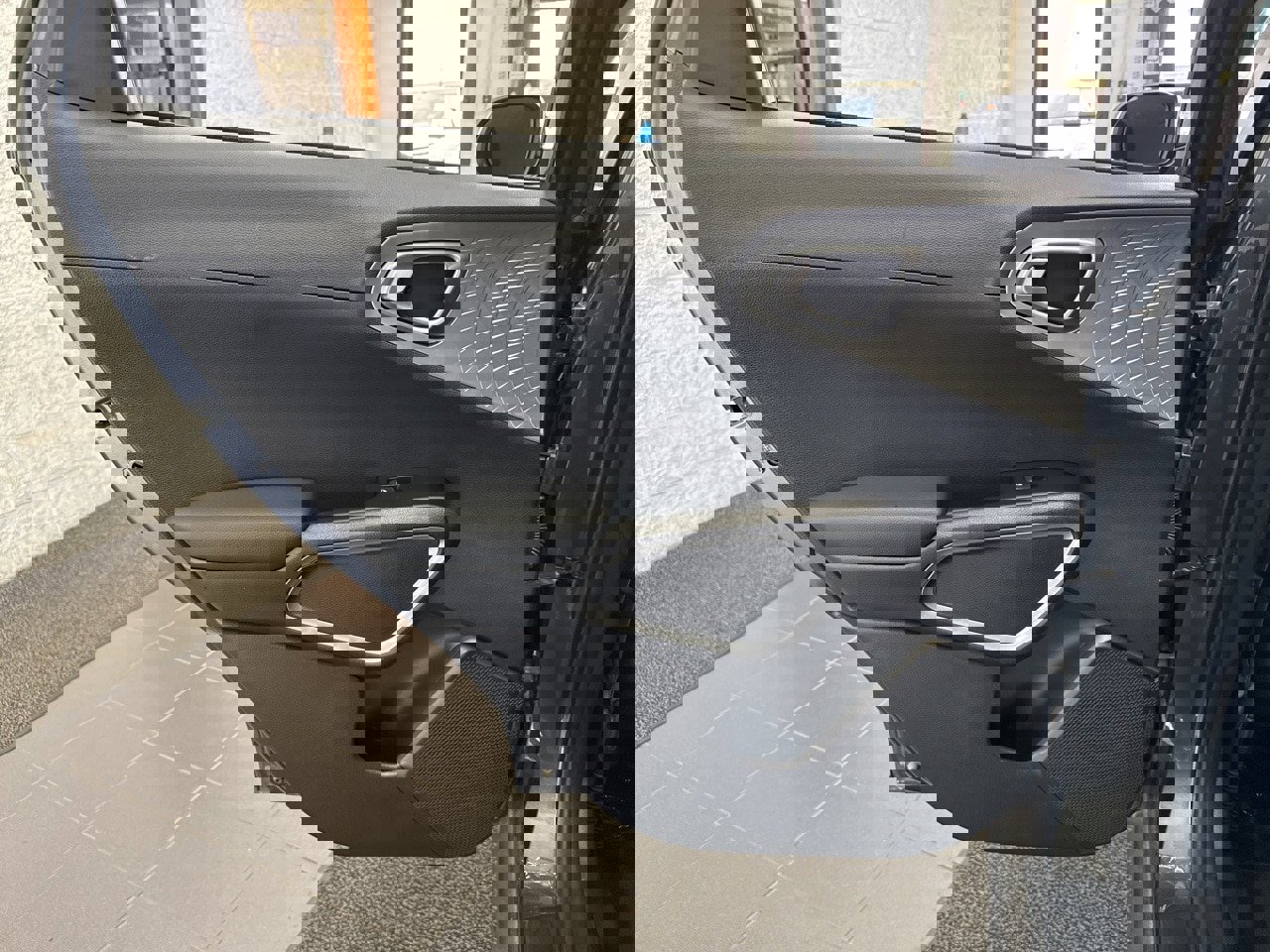 Used 2024 Kia Soul LX w/ Option Group 015 image 40