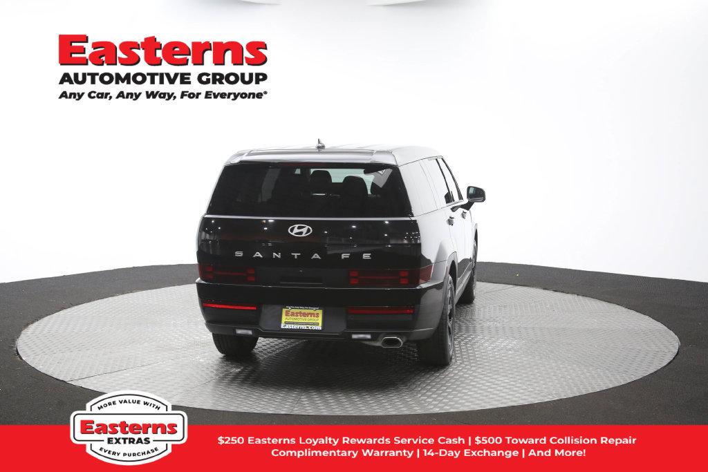 Used 2025 Hyundai Santa Fe SE FWD image 38