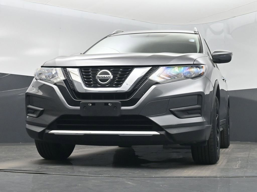 Used 2018 Nissan Rogue SV image 31