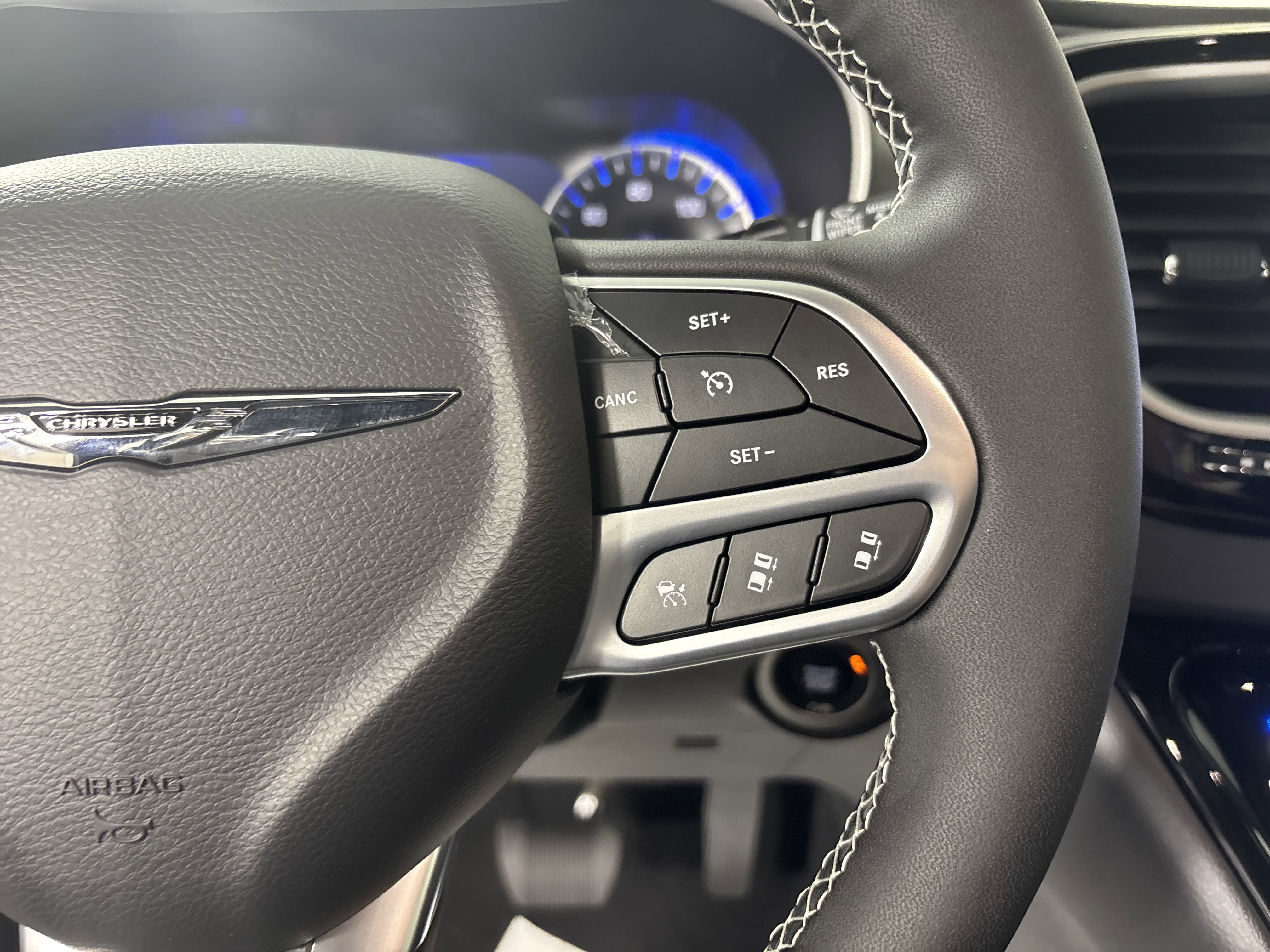 New 2025 Chrysler Voyager LX image 15