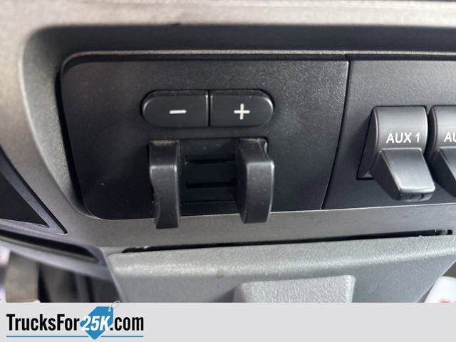 Used 2013 Ford F350 XLT w/ XLT Premium Pkg image 24
