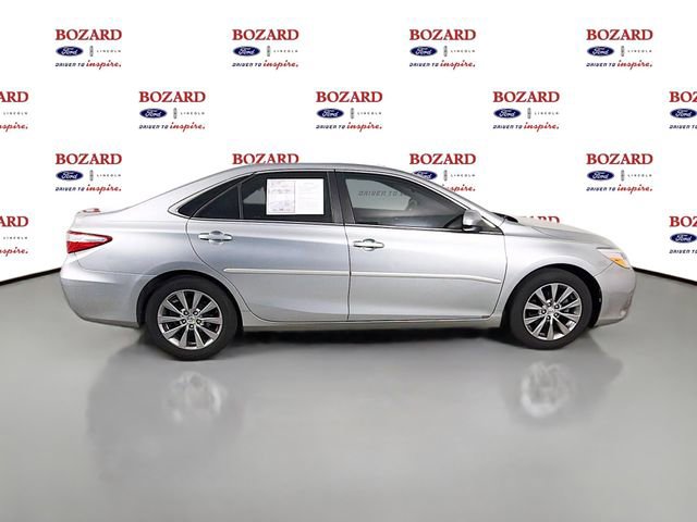 Used 2015 Toyota Camry XLE FWD image 9