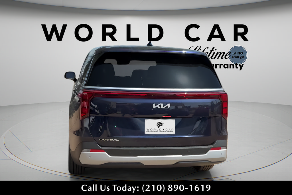 New 2026 Kia Carnival FWD image 4