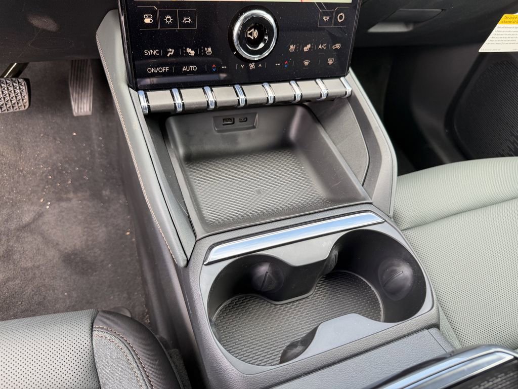 New 2026 GMC Terrain Elevation w/ Technology Package II FWD image 26