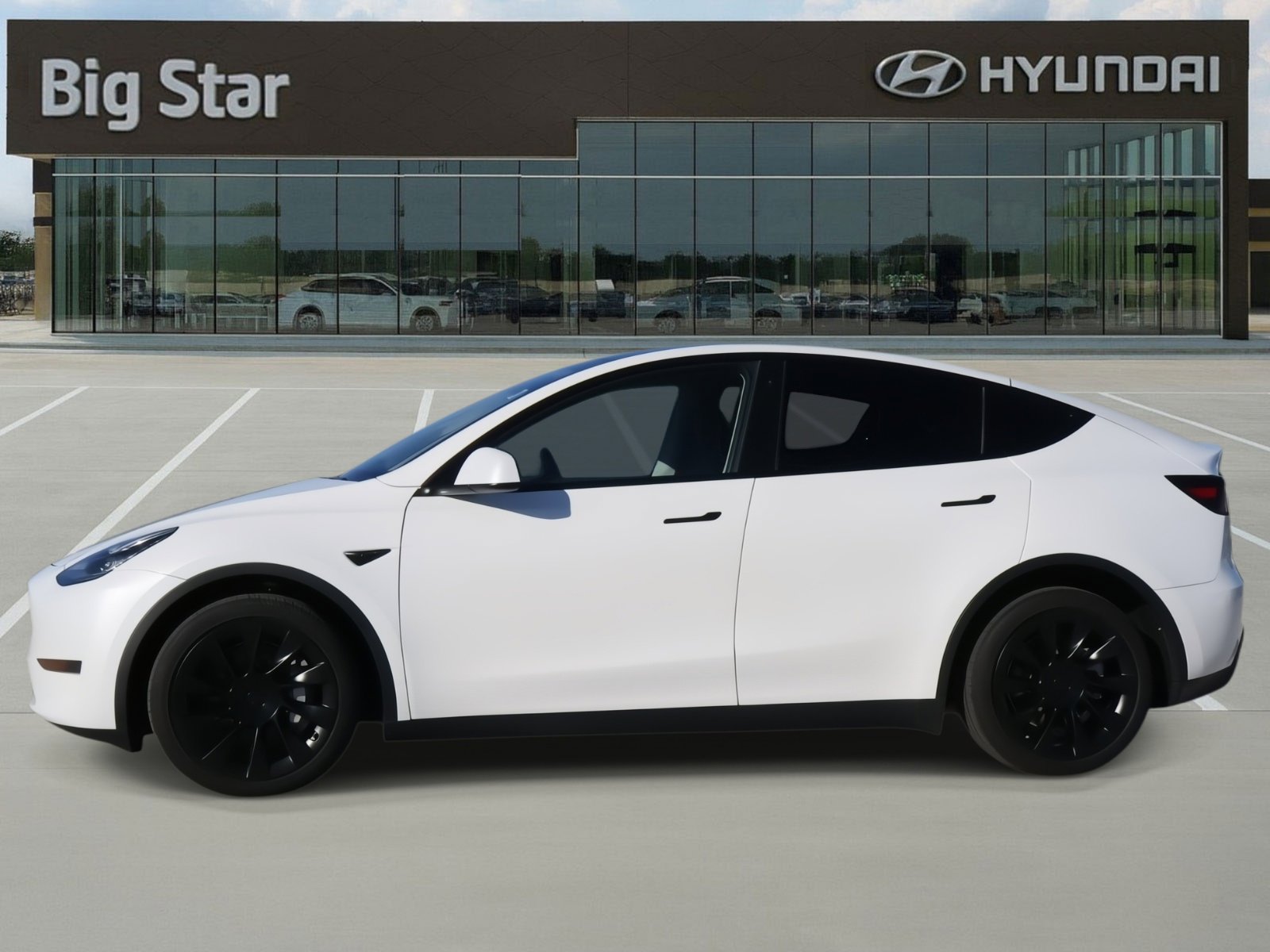 Used 2023 Tesla Model Y Long Range image 2