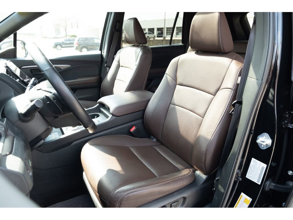 Used 2024 Honda Passport EX-L image 11