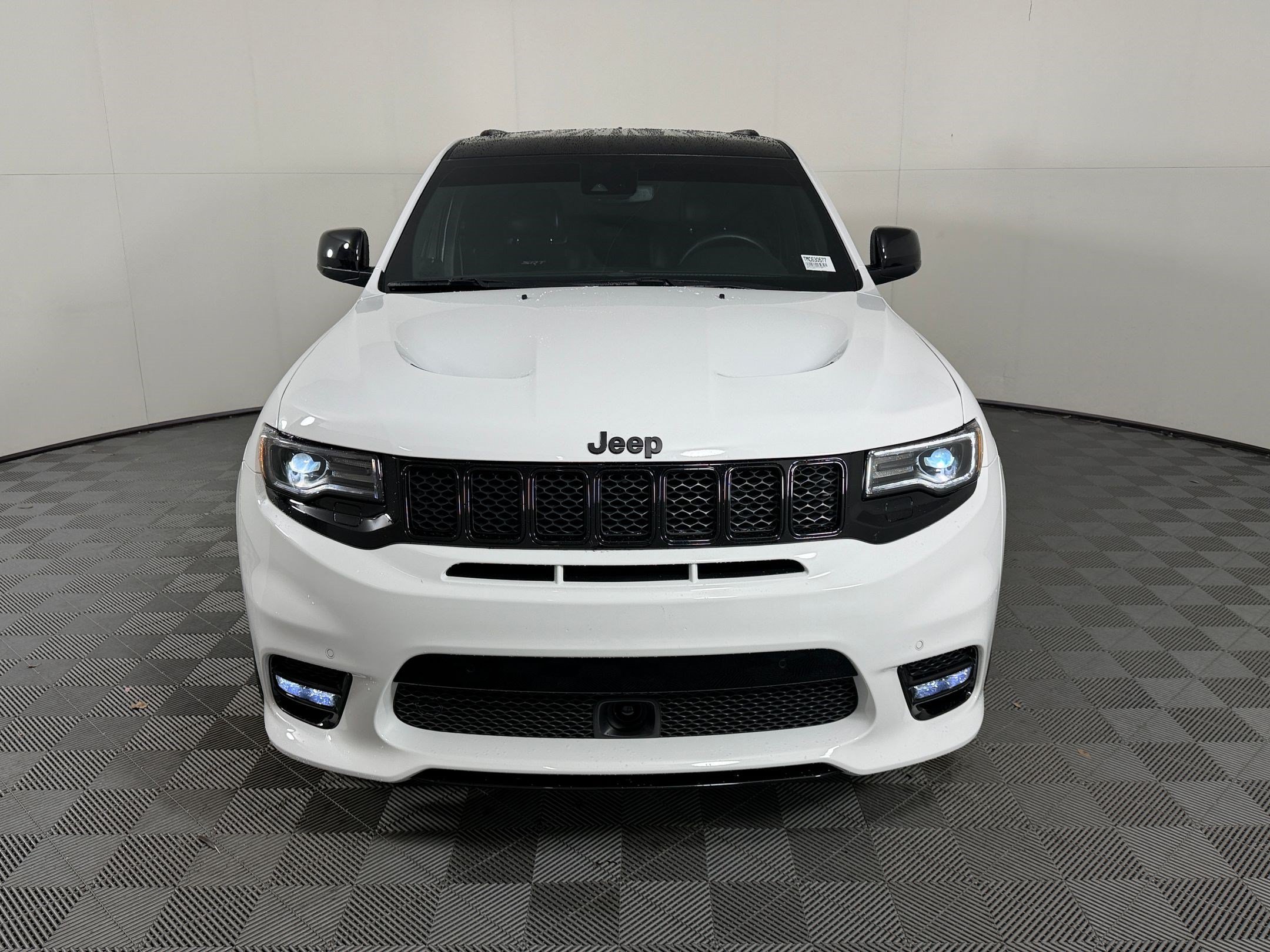 Used 2021 Jeep Grand Cherokee SRT w/ Trailer Tow Group IV AWD/4WD image 6