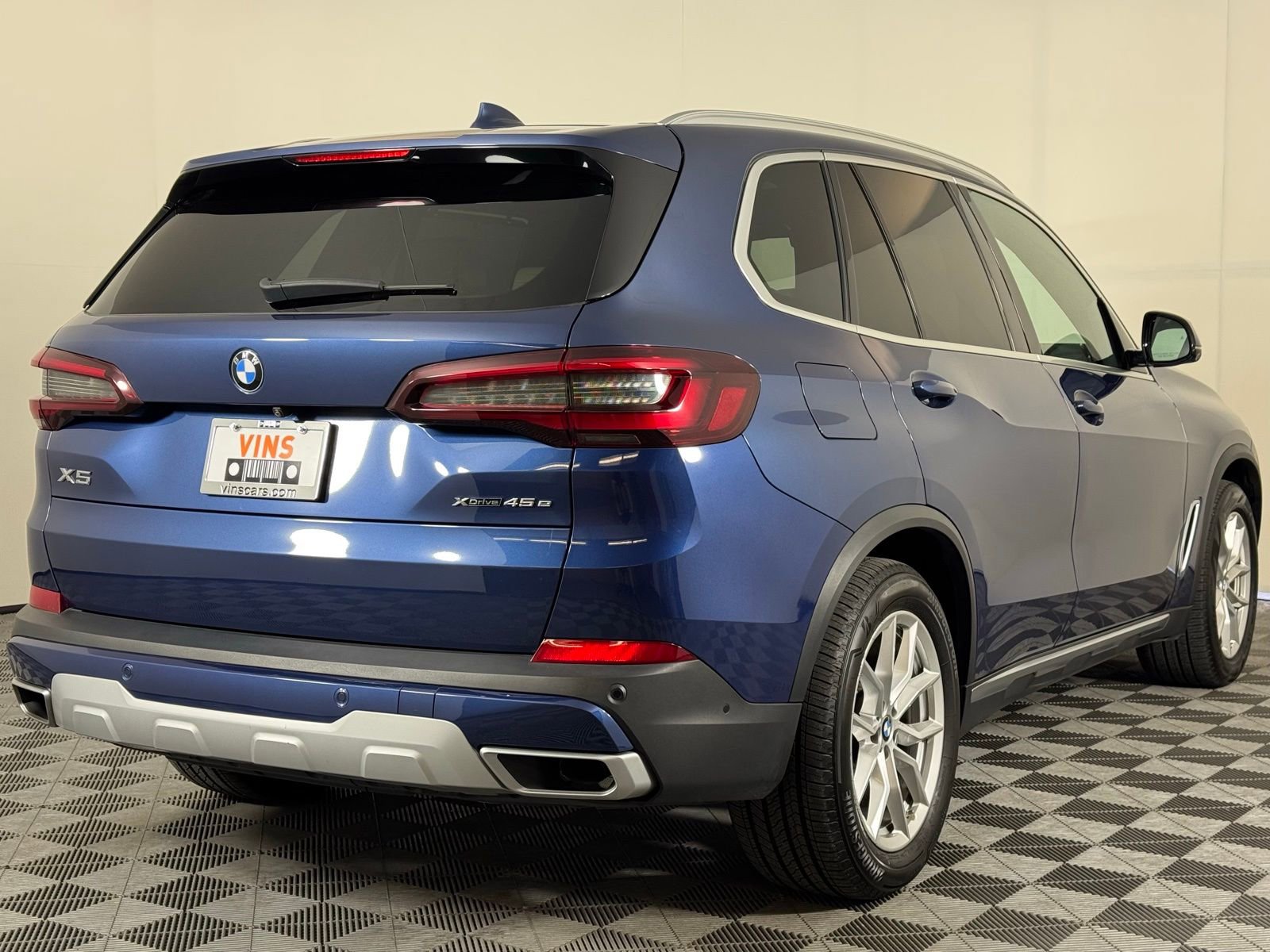 Used 2021 BMW X5 xDrive45e w/ Premium Package image 4