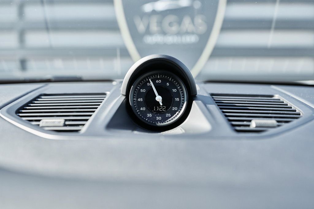 Used 2024 Porsche 911 Carrera S w/ Sport Package image 68