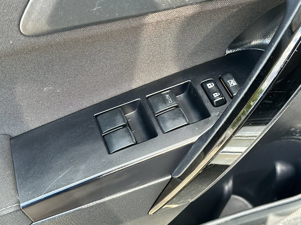 Used 2018 Toyota Corolla iM FWD image 17
