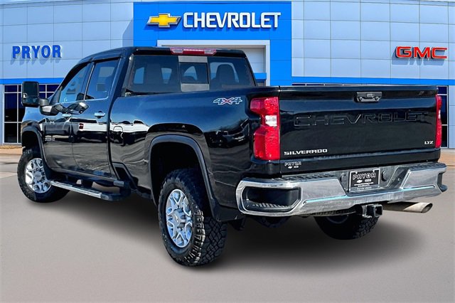 Used 2022 Chevrolet Silverado 3500 LTZ image 4