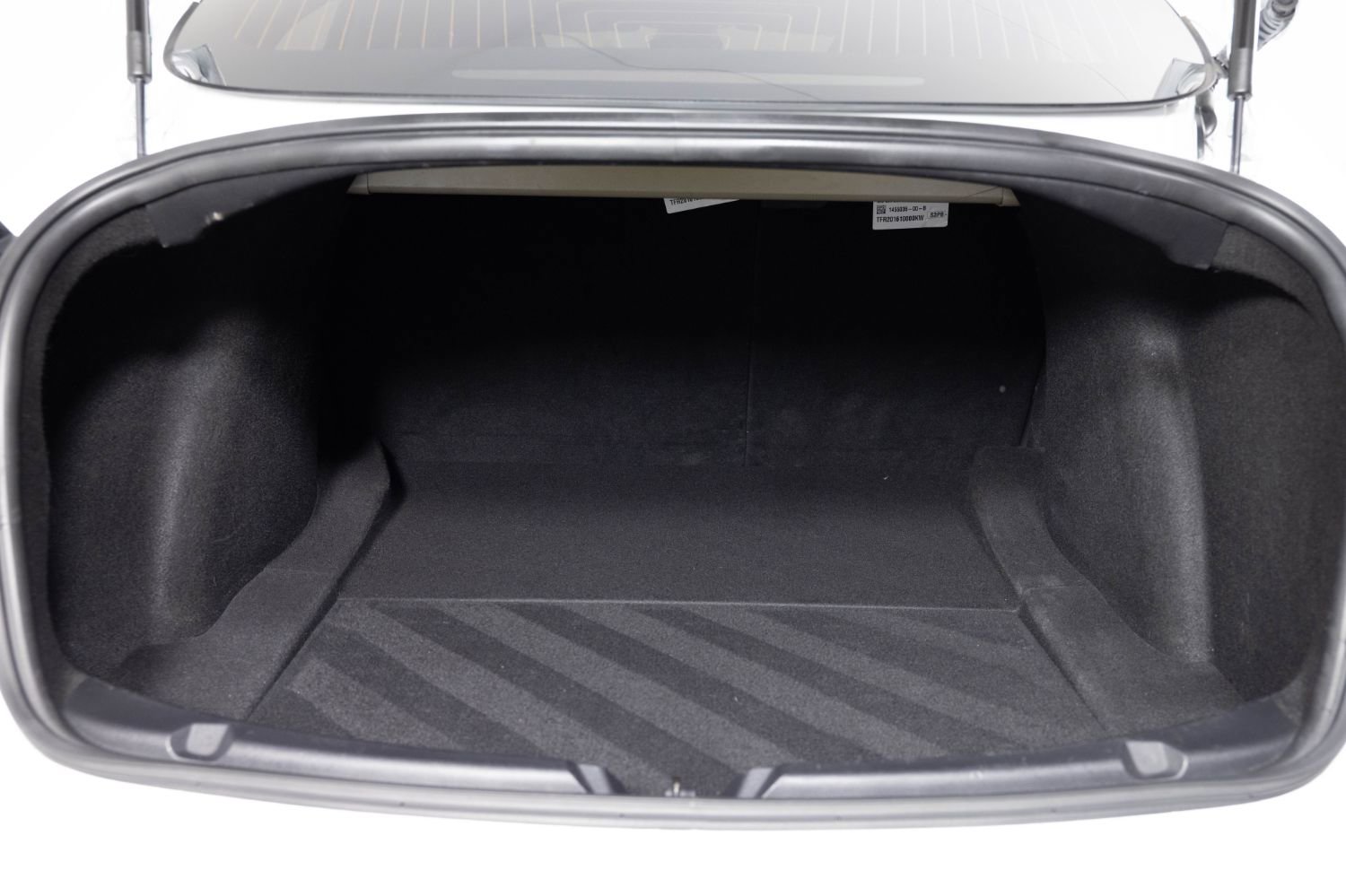 Used 2020 Tesla Model 3 Standard Range RWD image 20