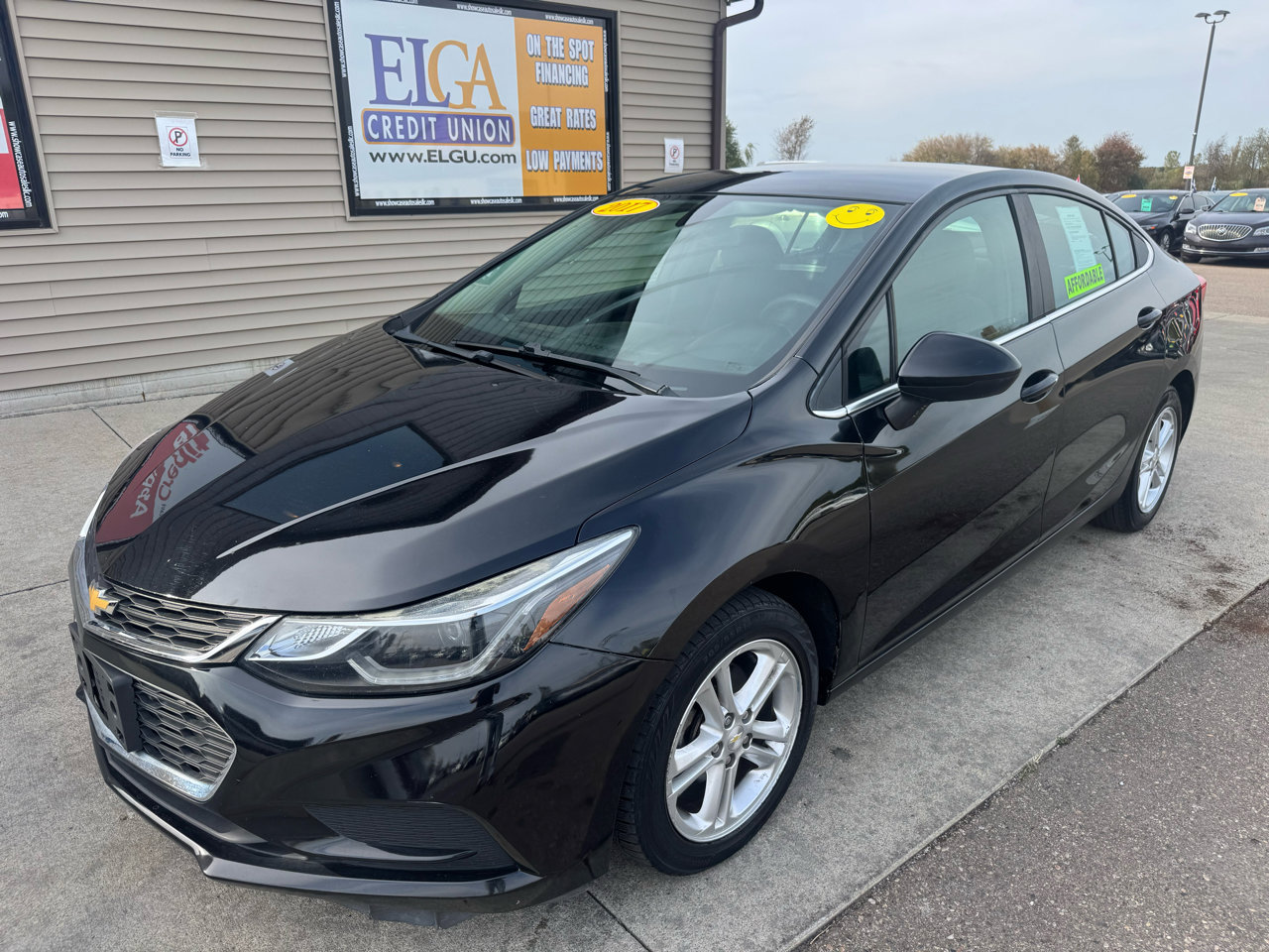Used 2017 Chevrolet Cruze LT