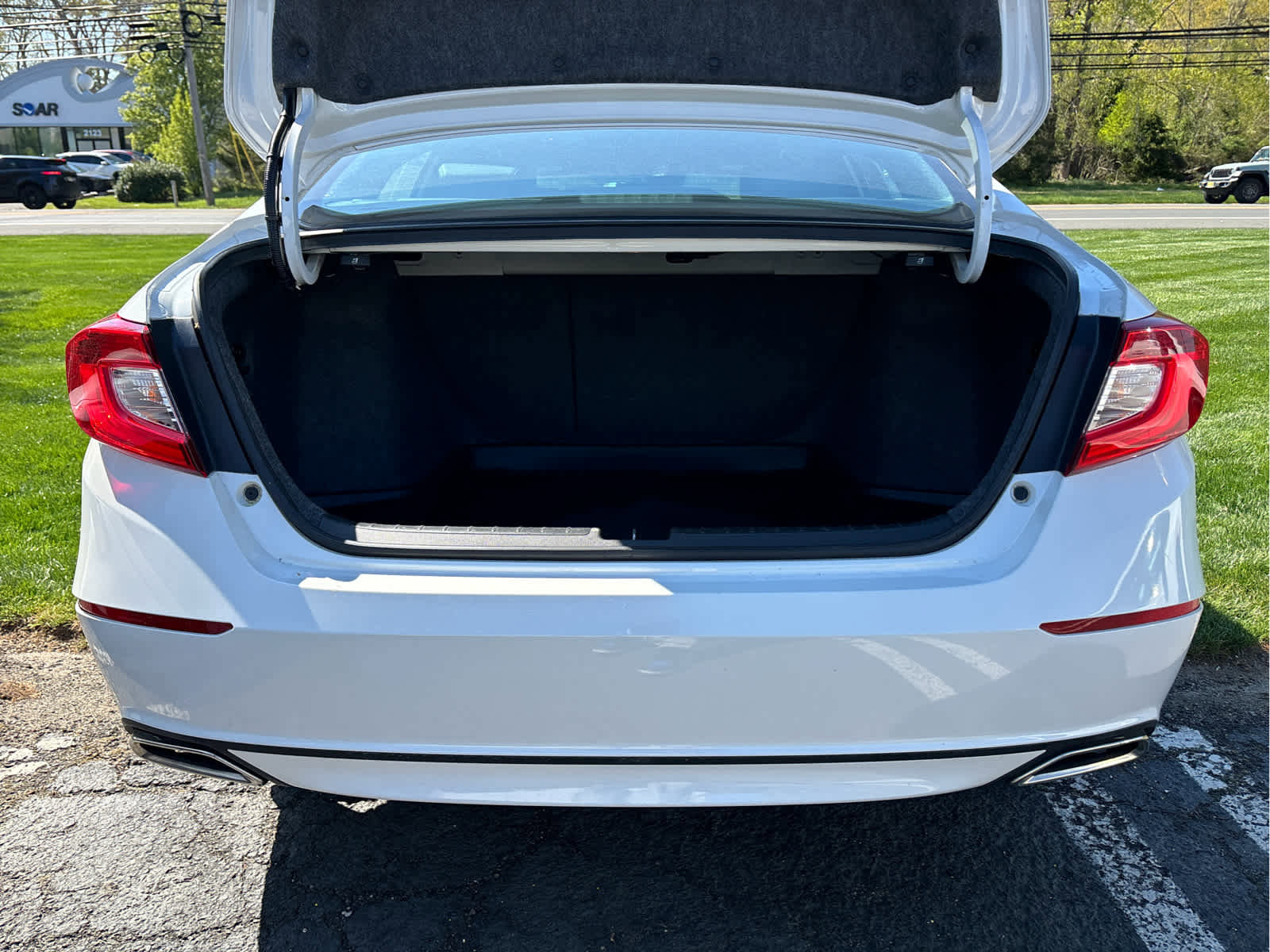 Used 2018 Honda Accord Sport image 22