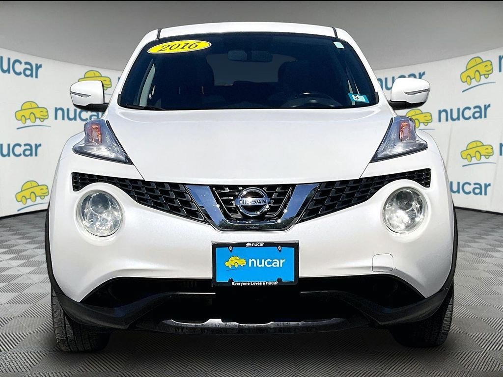 Used 2016 Nissan Juke SV AWD/4WD image 2