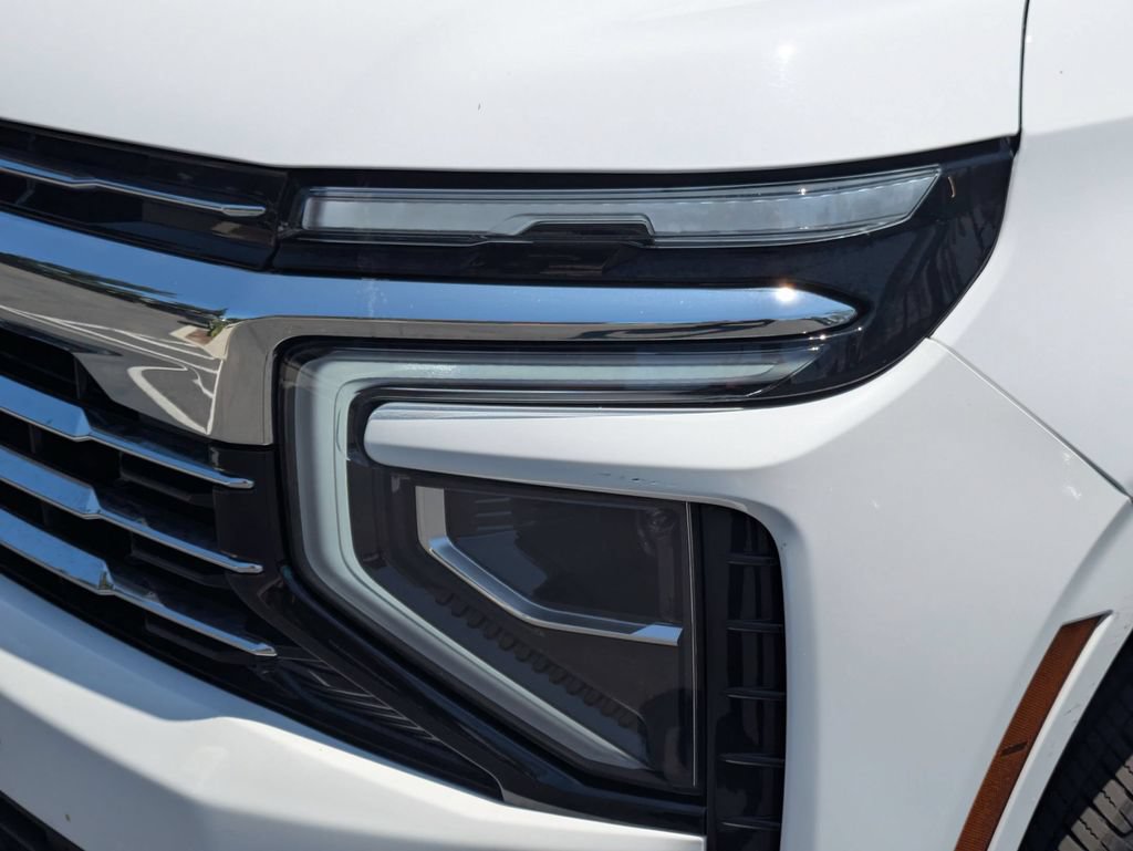 Used 2025 Chevrolet Tahoe LT AWD/4WD image 11