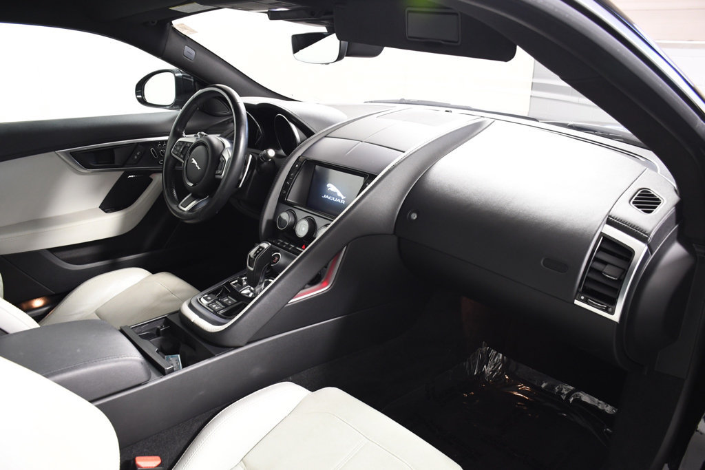 Used 2018 Jaguar F-TYPE Coupe RWD image 23