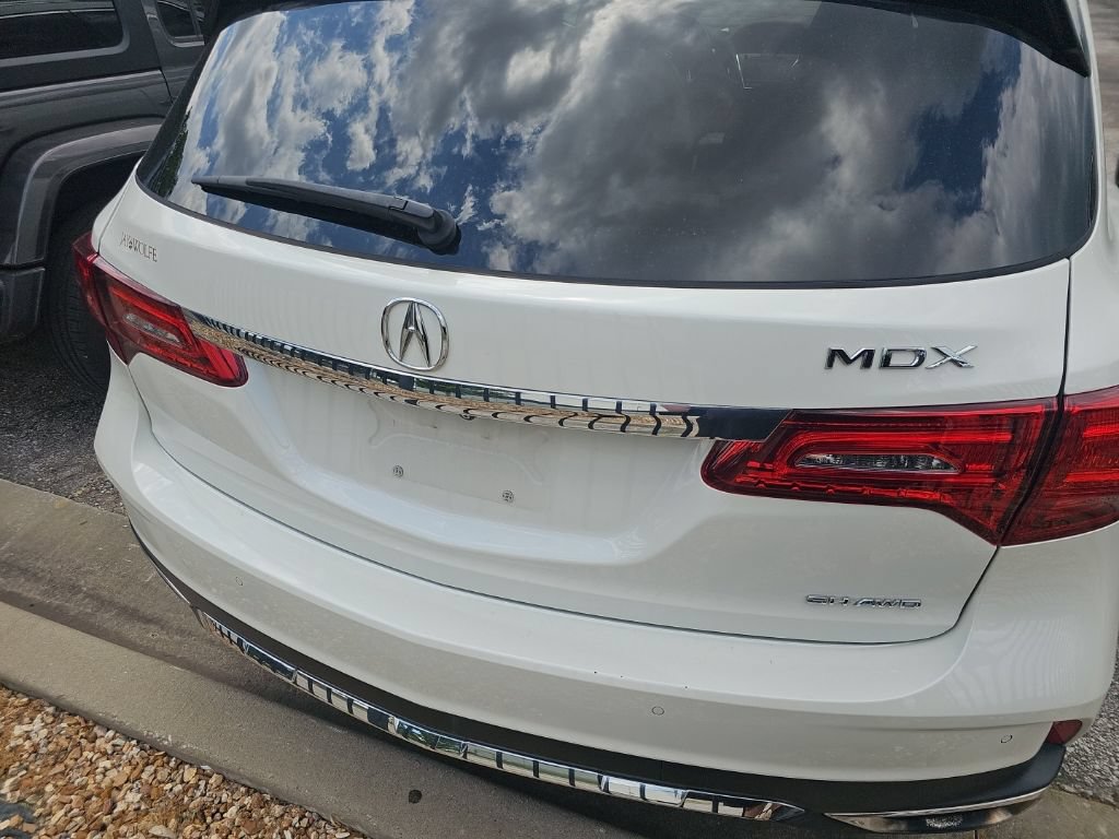 Used 2017 Acura MDX SH-AWD w/ Advance Package image 6