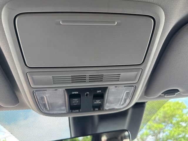 Used 2018 Honda Odyssey EX-L image 42