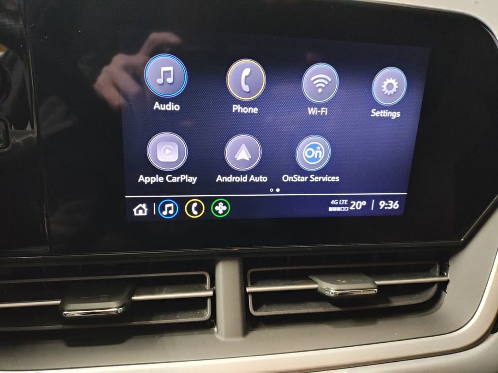 Certified 2024 Chevrolet Trax RS w/ Driver Confidence Package image 30