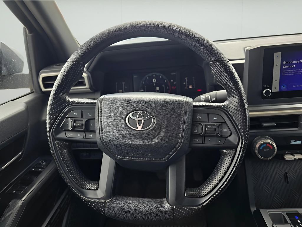 Used 2025 Toyota Tacoma SR5 AWD/4WD image 11