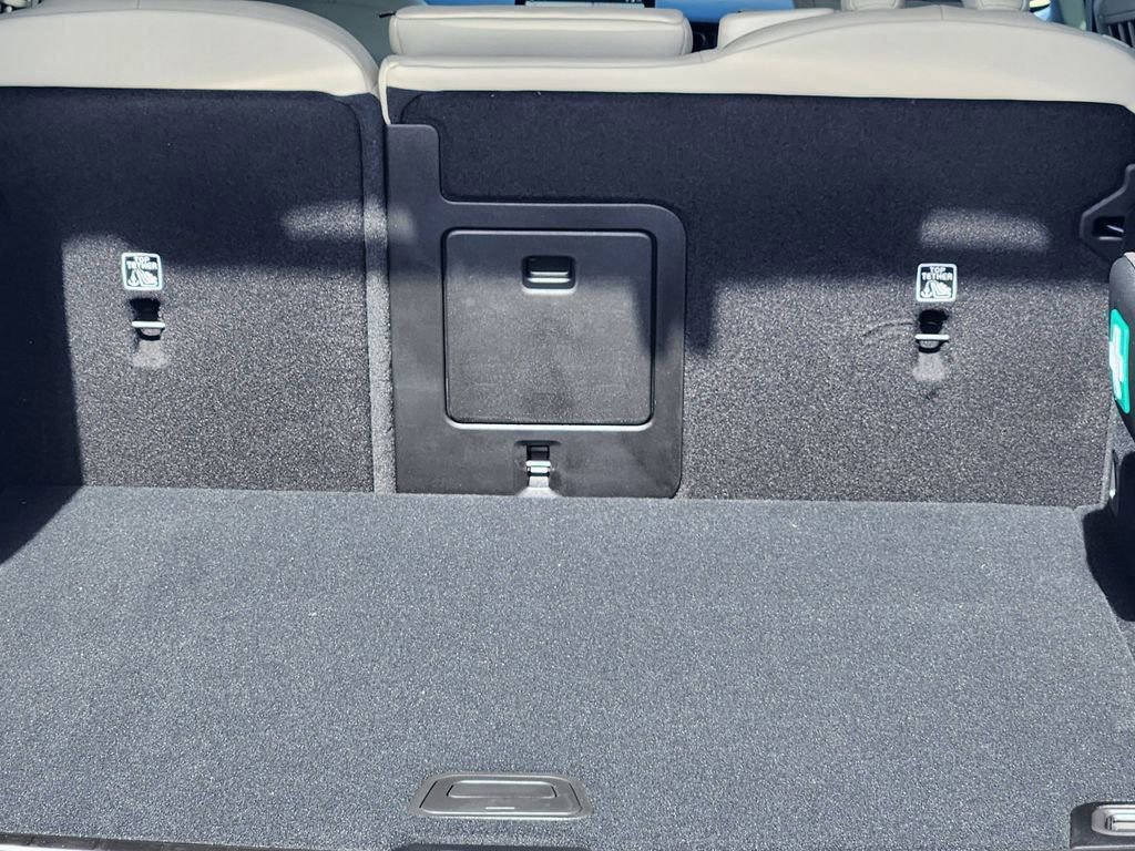 New 2026 Volvo XC60 B5 Ultra w/ Protection Package Premier image 20