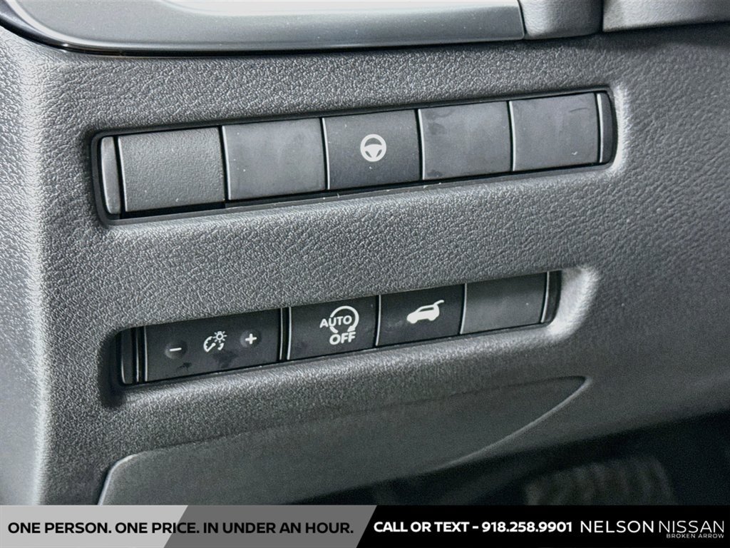 New 2026 Nissan Rogue Dark Armor FWD image 10