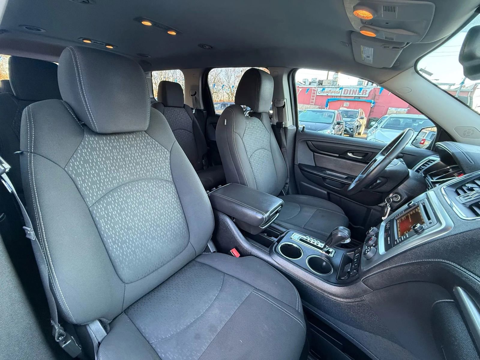 Used 2016 GMC Acadia SLE image 54