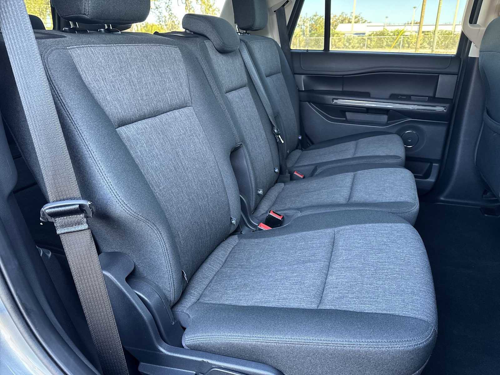Used 2024 Ford Expedition XLT image 19