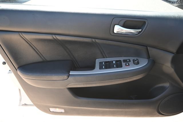 Used 2007 Honda Accord EX-L image 19