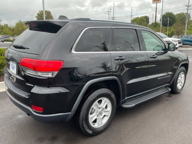 Used 2017 Jeep Grand Cherokee Laredo w/ Quick Order Package 23E AWD/4WD image 9