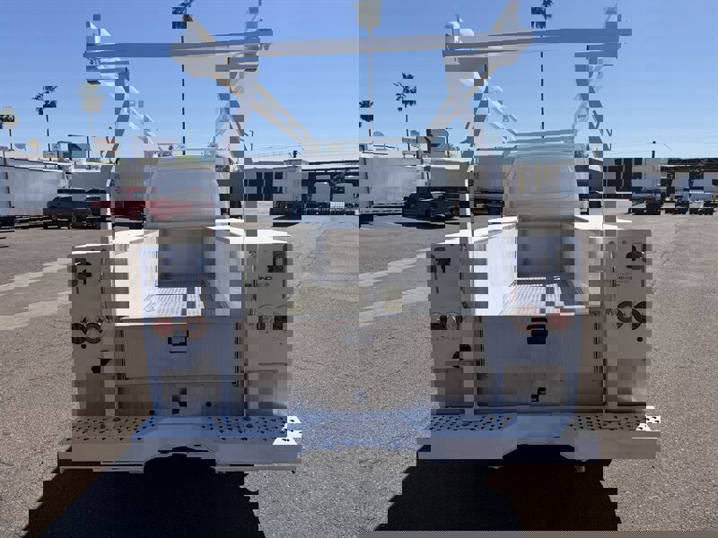 Used 2023 Mercedes-Benz Sprinter 3500 image 4