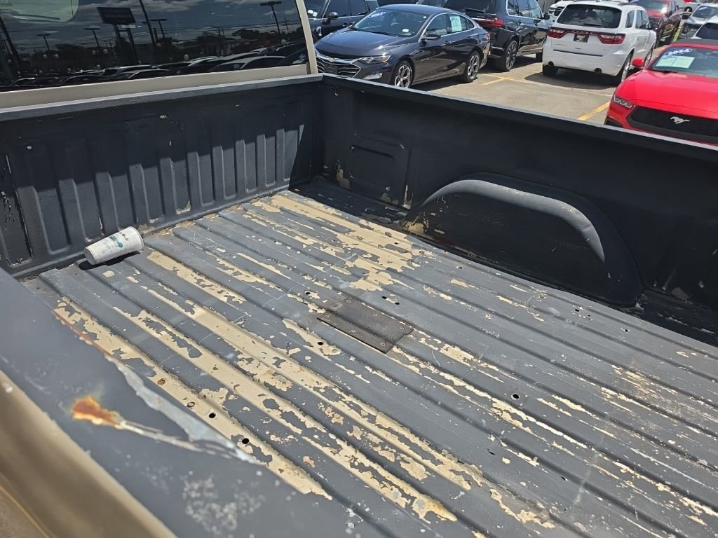 Used 2004 Chevrolet Silverado 2500 LS w/ Skid Plate Package image 16