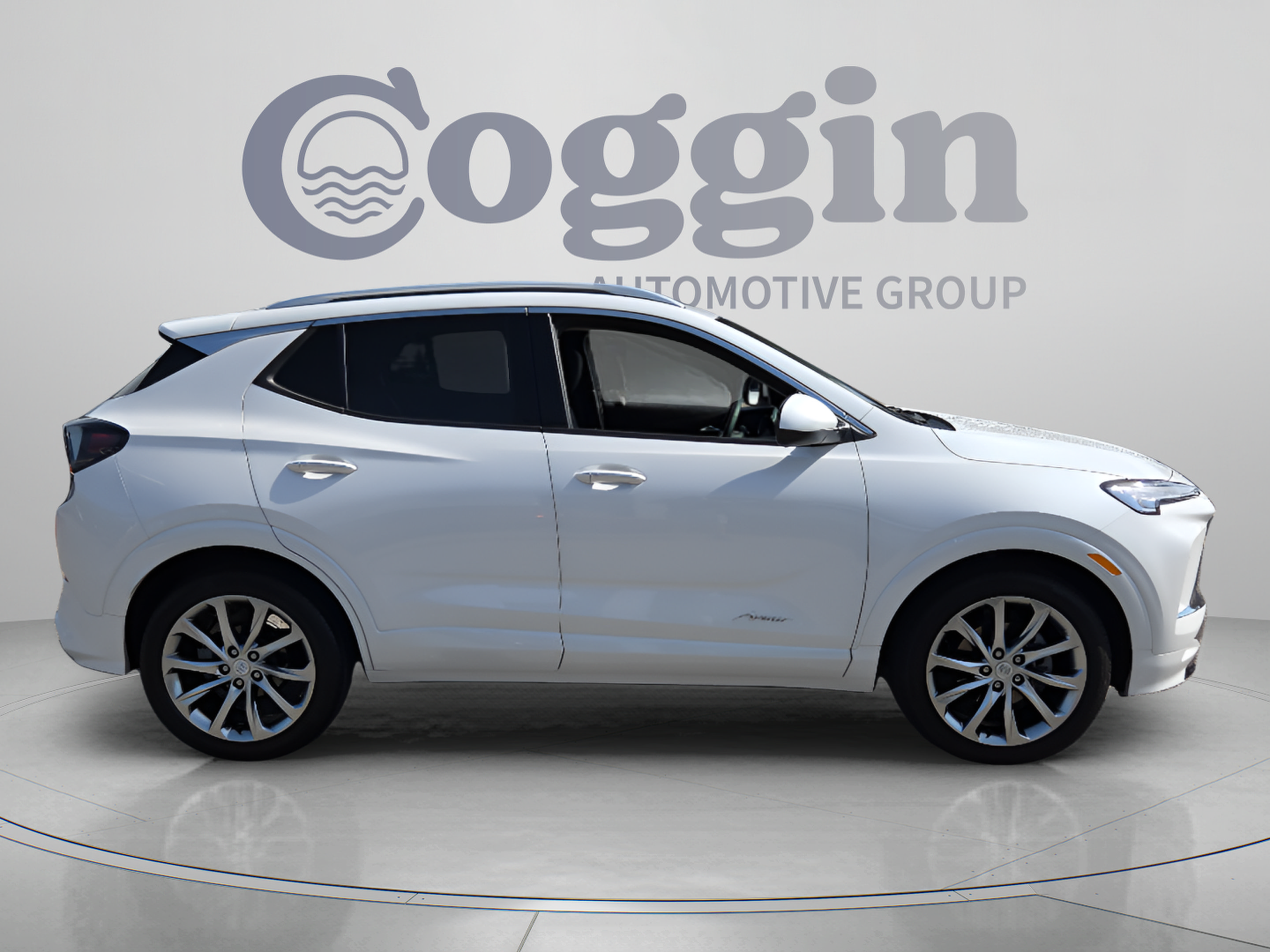 Certified 2024 Buick Encore GX Avenir w/ Avenir Convenience Package FWD image 6