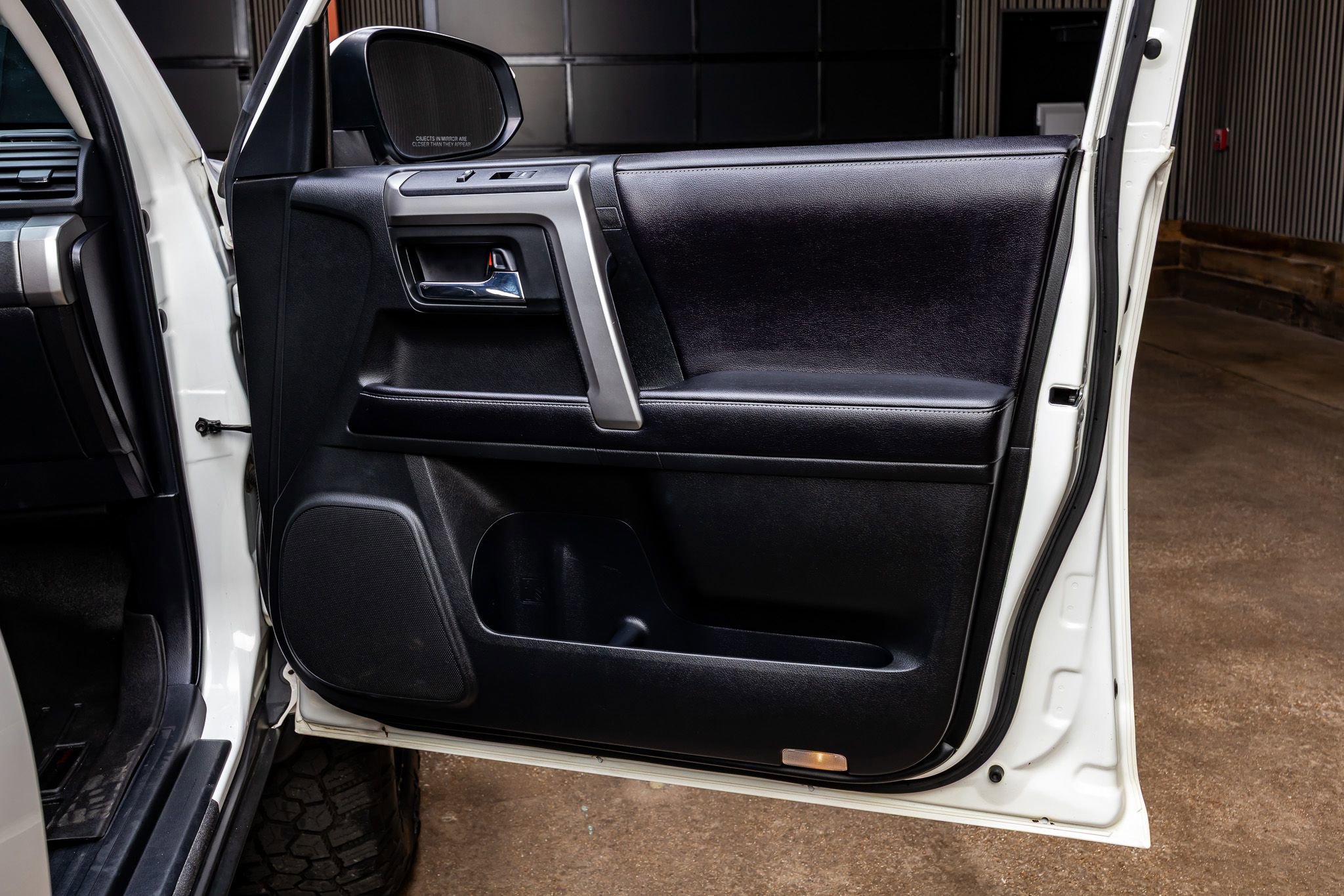 Used 2017 Toyota 4Runner TRD Off-Road Premium image 35