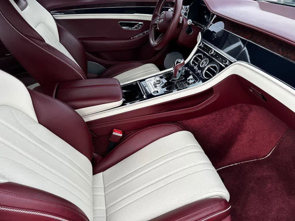 Used 2021 Bentley Continental GT image 27