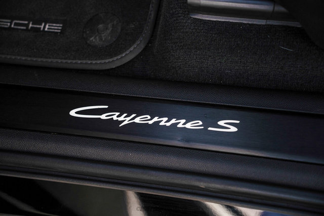 Used 2024 Porsche Cayenne S AWD/4WD image 49