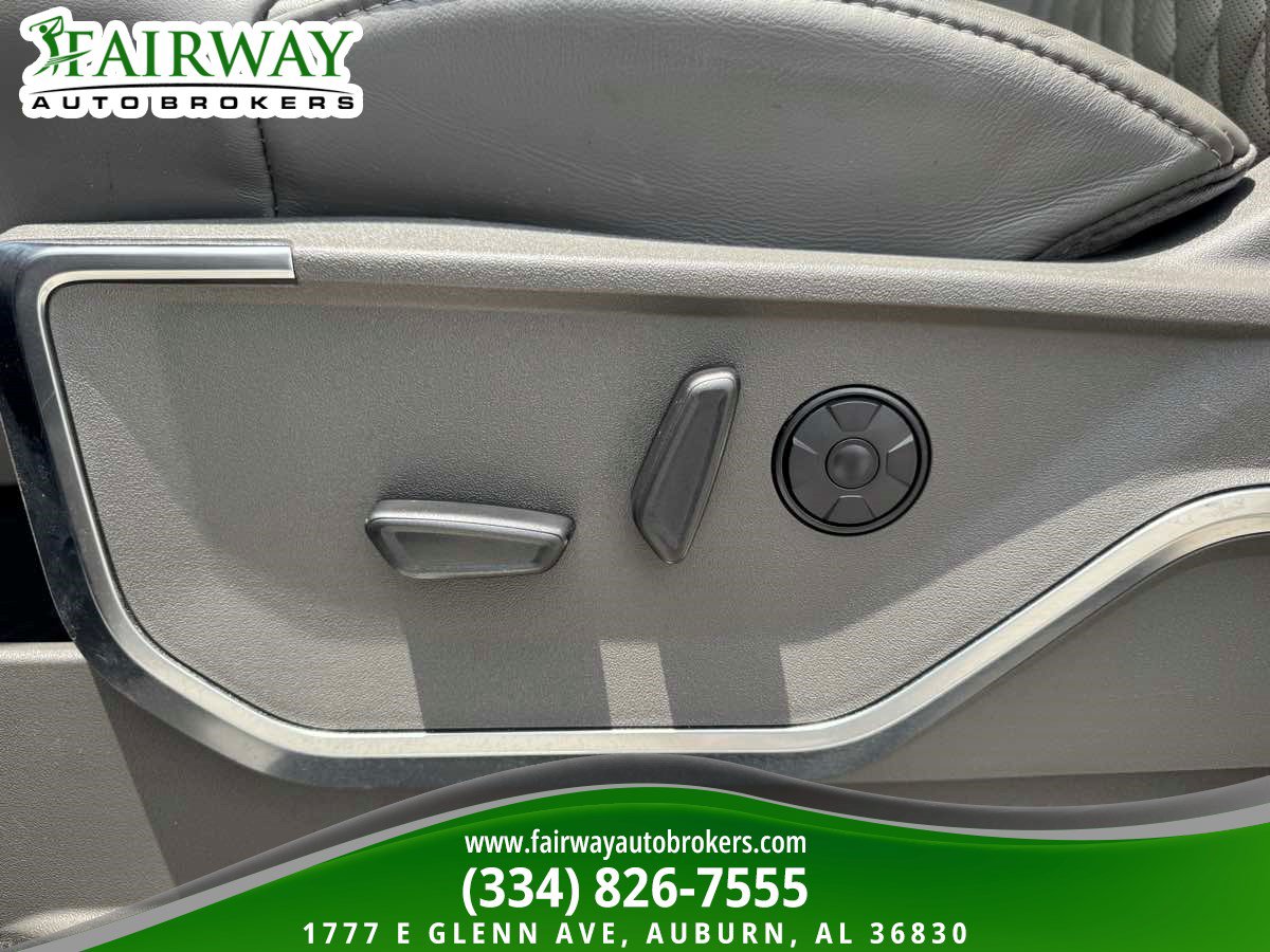 Used 2025 Ford F250 Platinum w/ Platinum Plus Package AWD/4WD image 16