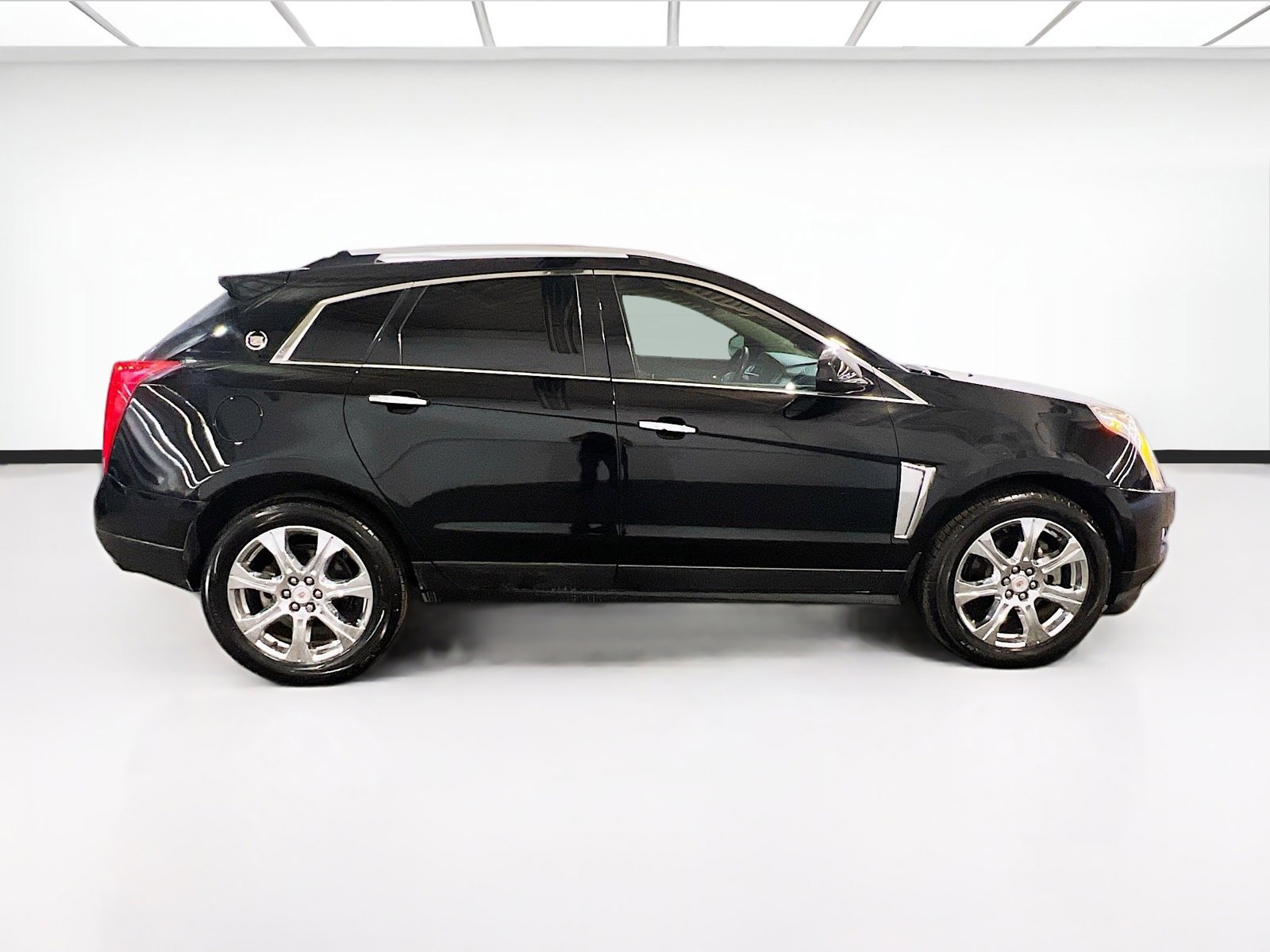 Used 2015 Cadillac SRX Premium image 25