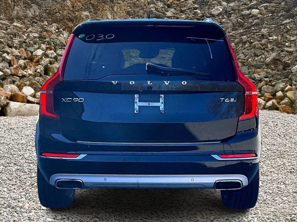 Used 2017 Volvo XC90 T6 Inscription w/ Vision Package image 4
