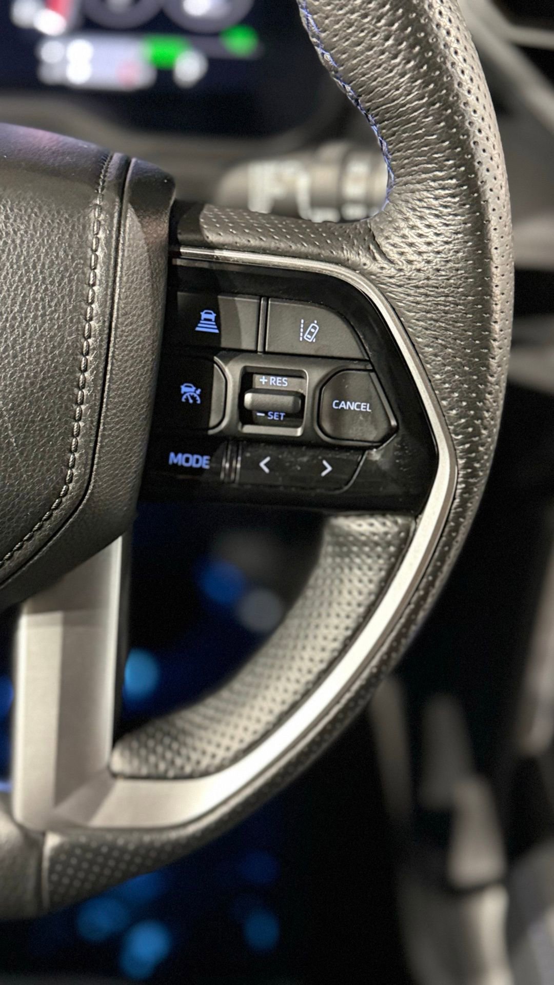 Used 2023 Toyota Sequoia Platinum image 75