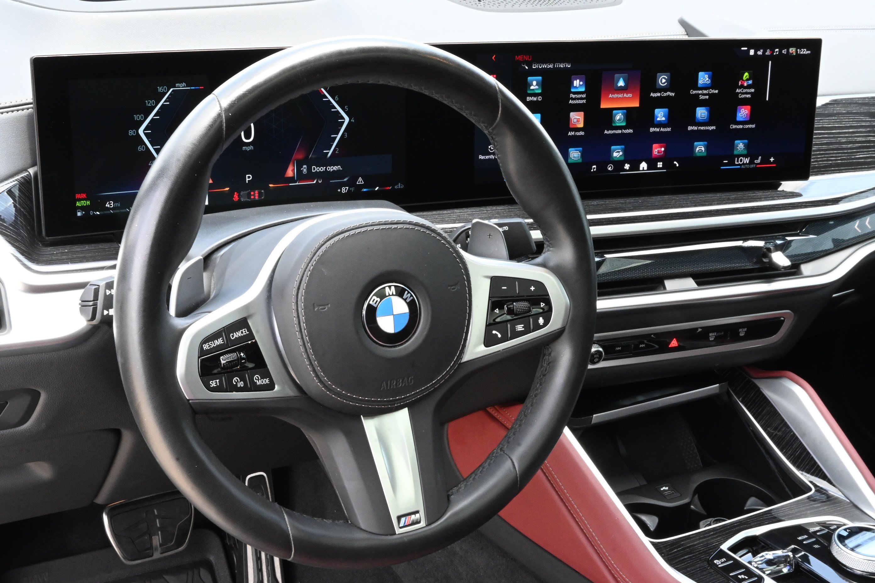 Certified 2025 BMW X6 xDrive40i w/ Executive Package AWD/4WD image 14