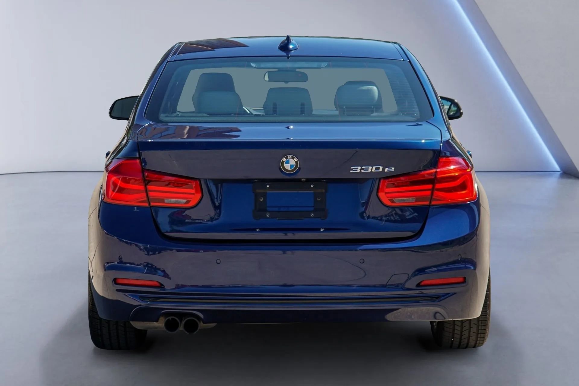 Used 2017 BMW 330e image 5