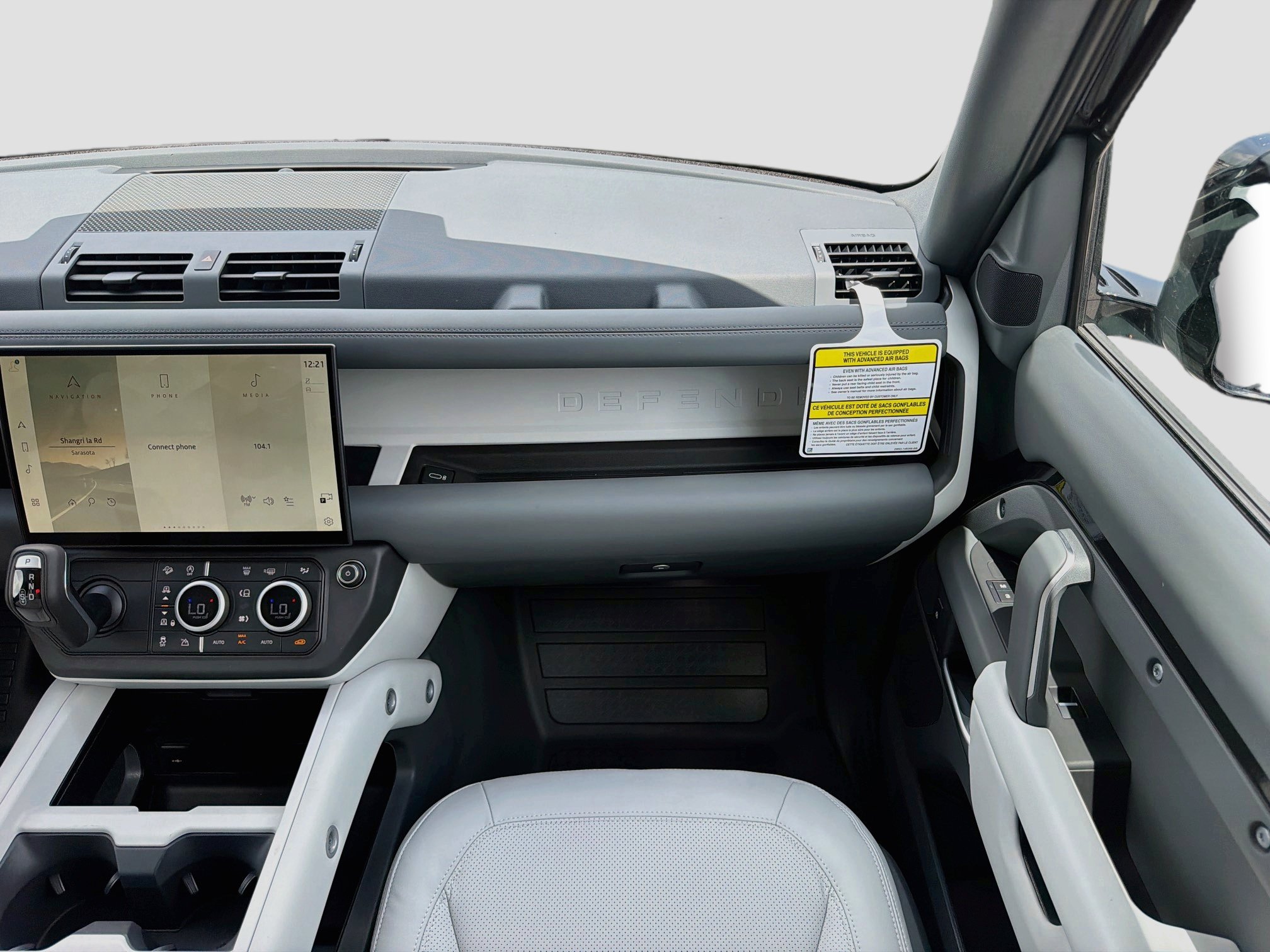New 2026 Land Rover Defender 110 S AWD/4WD image 18