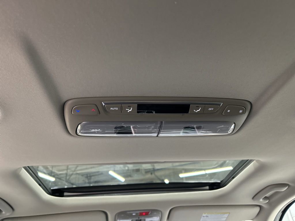 New 2025 Kia Telluride S image 26