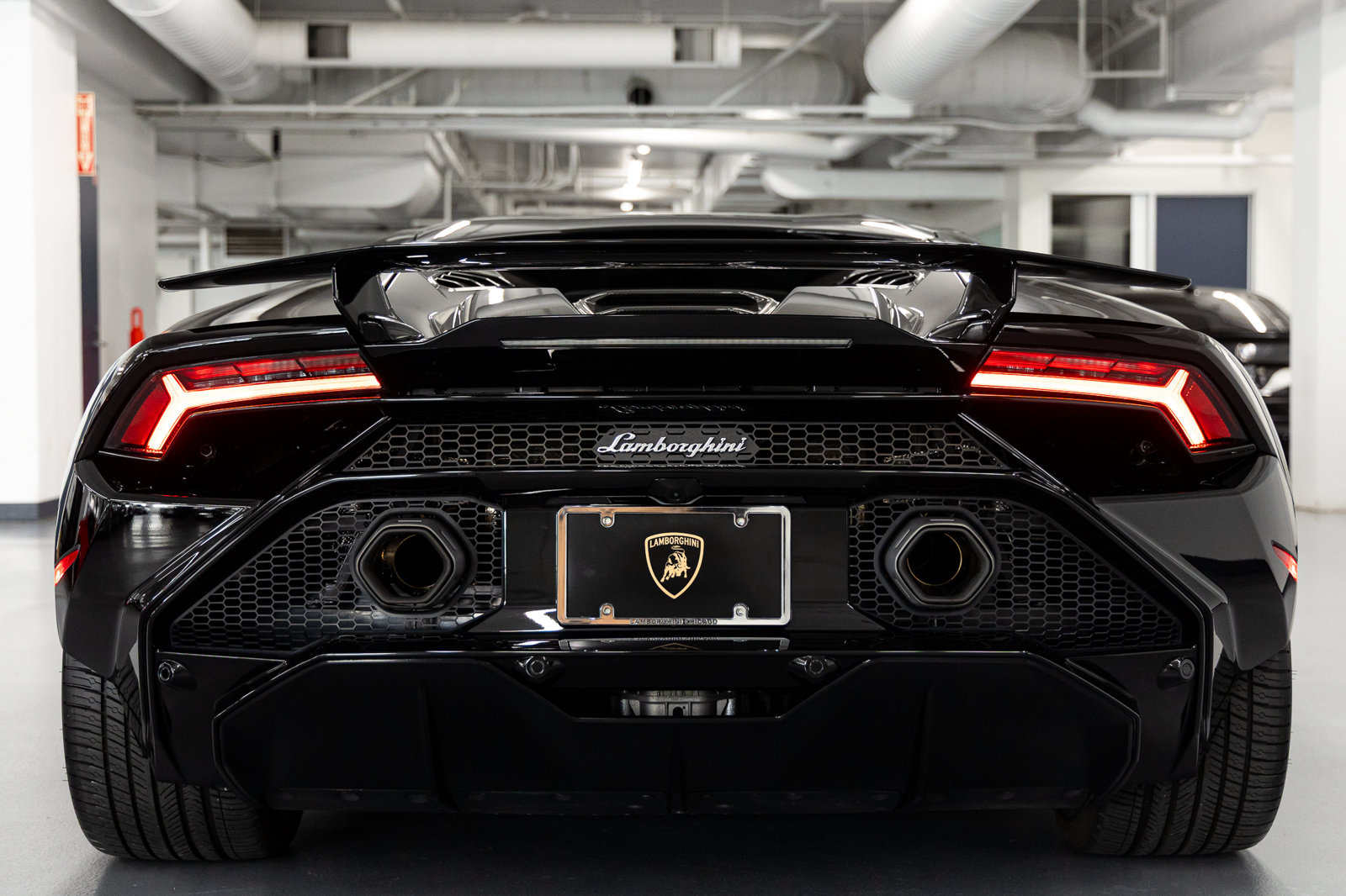 Used 2023 Lamborghini Huracan Tecnica RWD image 23