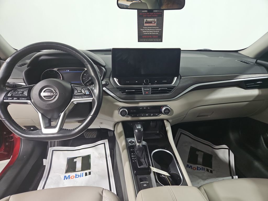 Used 2023 Nissan Altima 2.5 SL FWD image 13