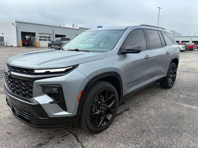 Used 2024 Chevrolet Traverse RS AWD/4WD image 11