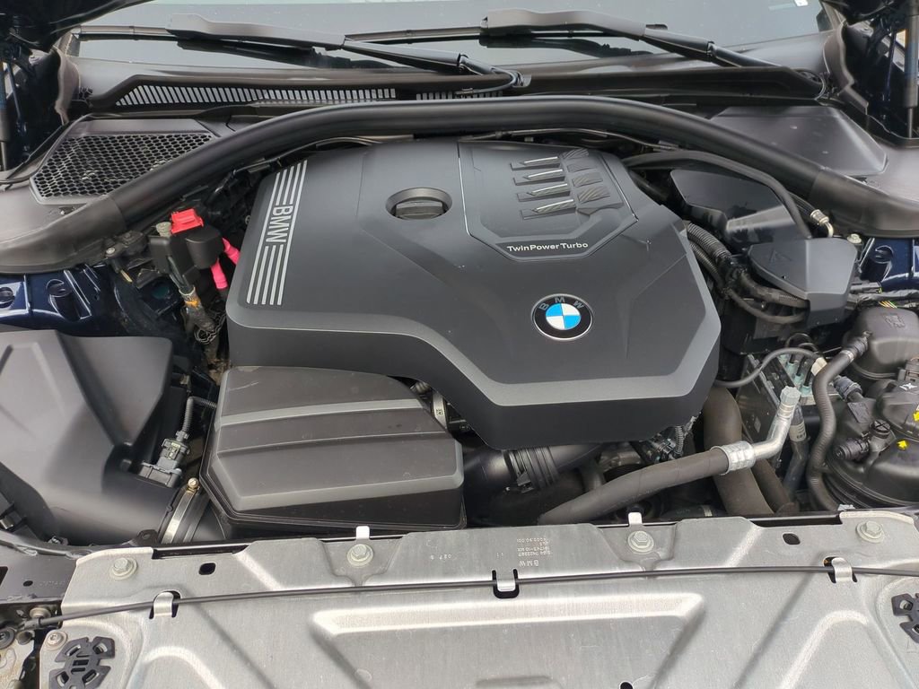 Used 2023 BMW 330i xDrive Sedan w/ Premium Package image 39